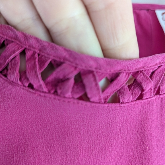 100% Silk Blouse Short Sleeve with Neck detail, Pink, Size M - Picture 6 of 12